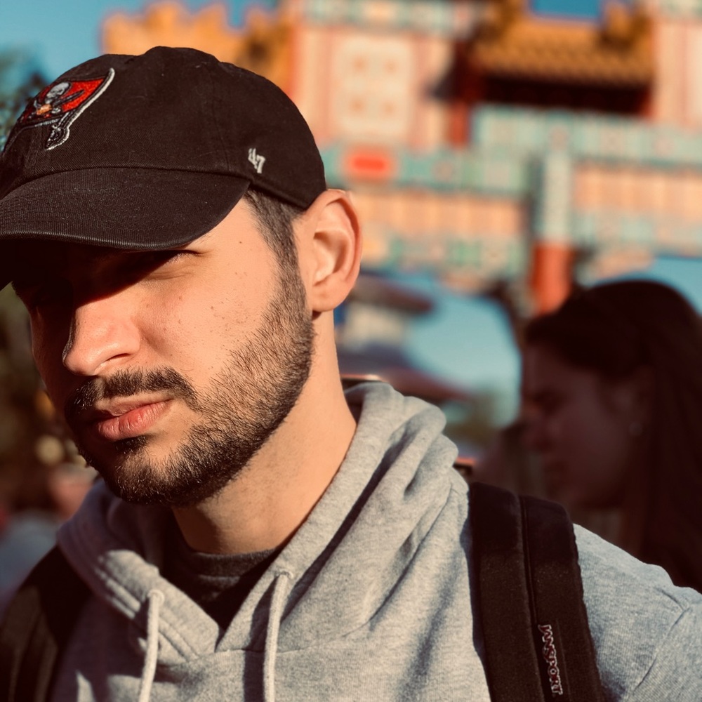 Meet your Posher, Eric